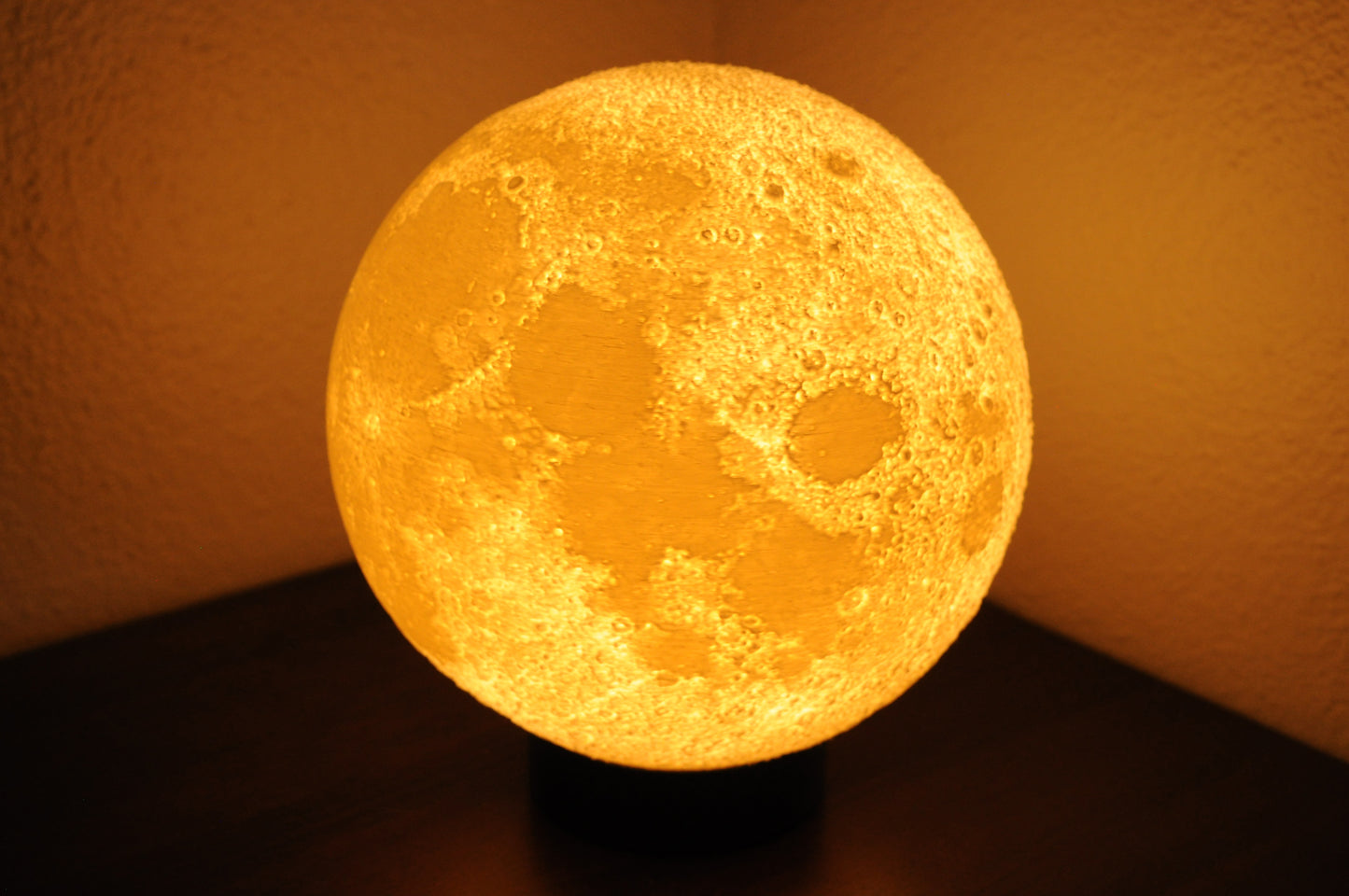 Moon Lamp - 3D Printed Moon Globe Lamp